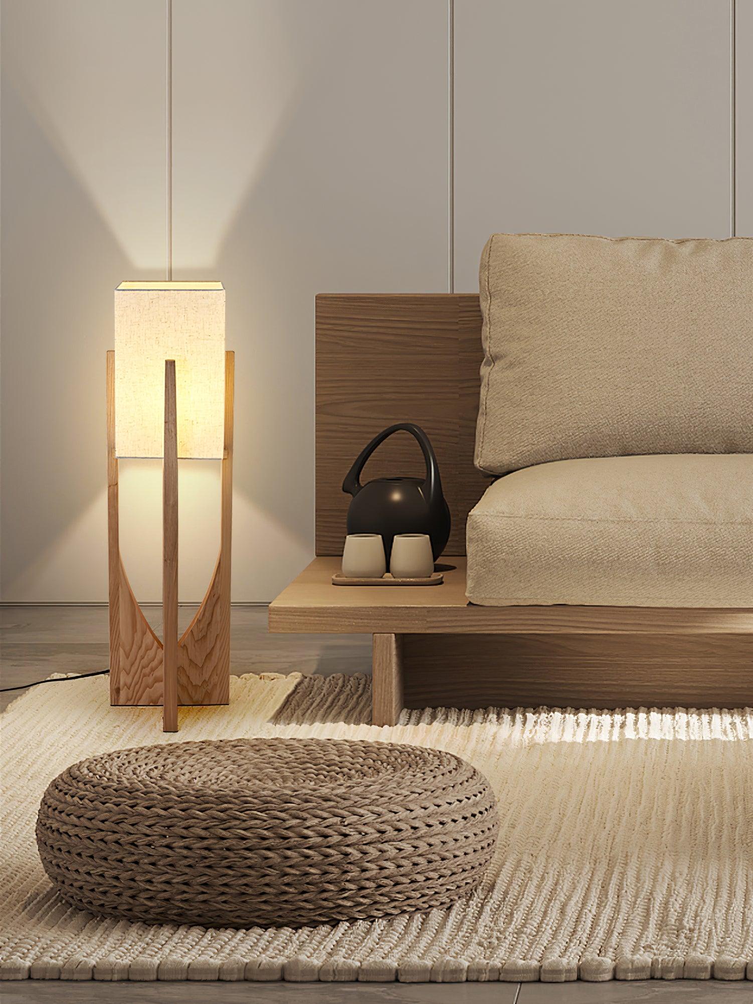 Fairbanks Floor Lamp - ∅ 9.1″ x H 20.5″ / Dia 23 cm x H 52 cm / Dark wood color / AU plug