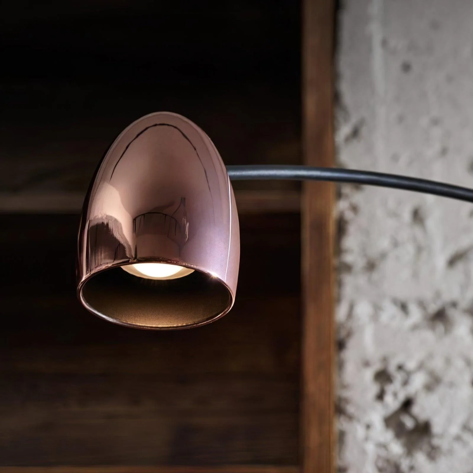 Hercules Floor Lamp - ∅ 45.3″ x H 65″ / Dia 115cm x H 165cm / Black + Rose Gold / UK plug