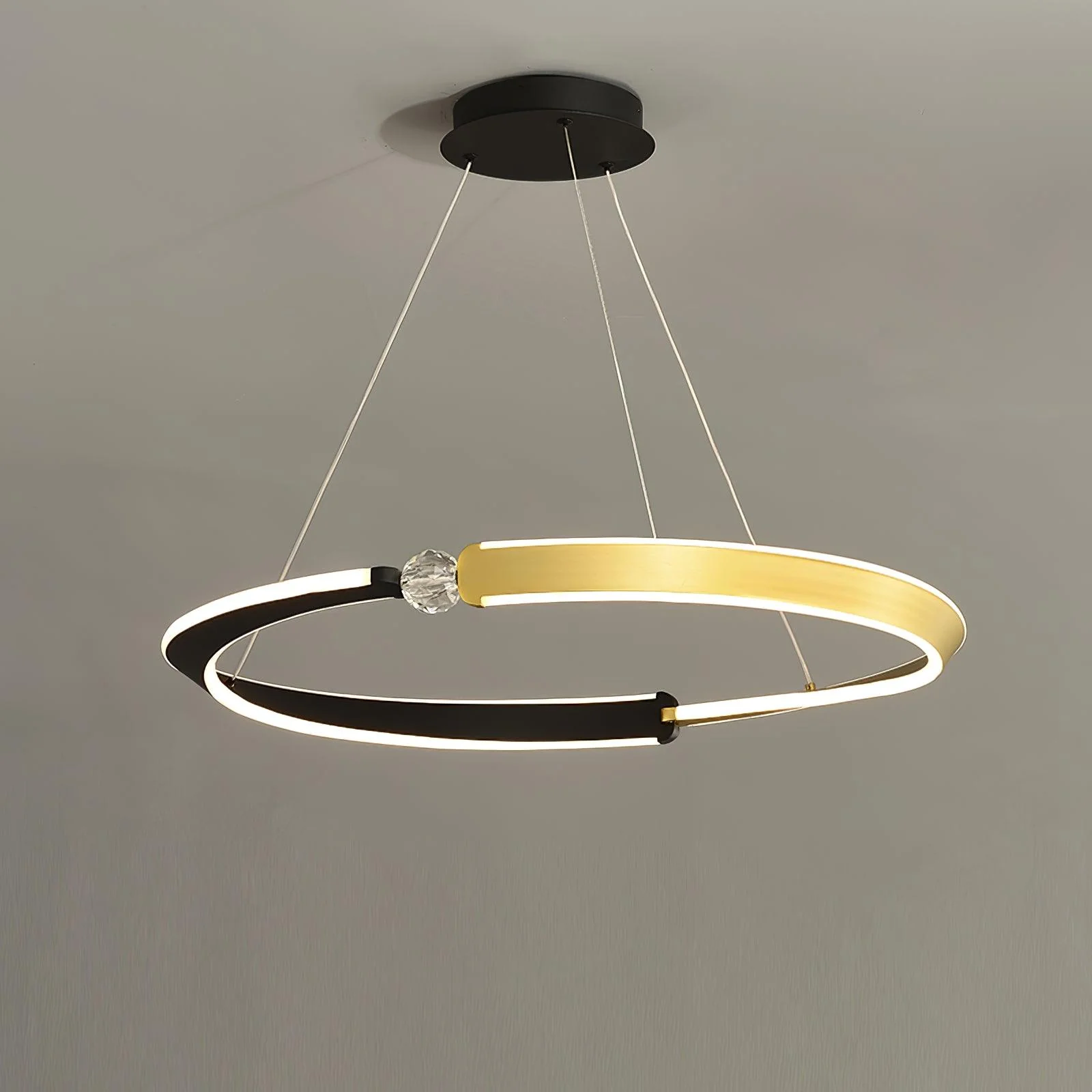 Подвесной светильник Beliani LED - 3 уровня, ∅40см + ∅60см + ∅80см x 150см, золотой, черный, холодный свет