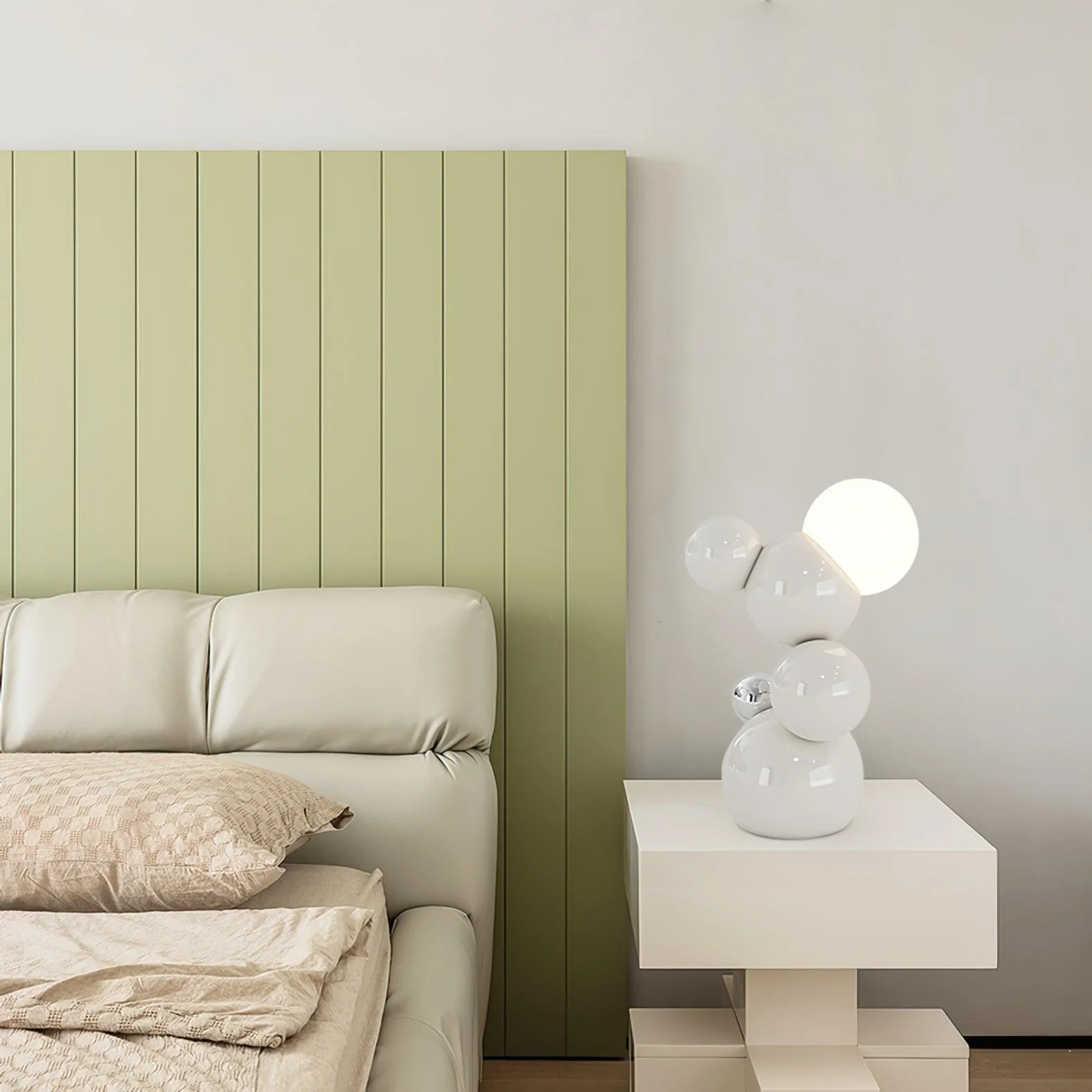 Regina Table Lamp - L 21.5cm x W 20cm x H 37cm / L 8.5″ x W 7.9″ x H 14.6″ / White / AU plug