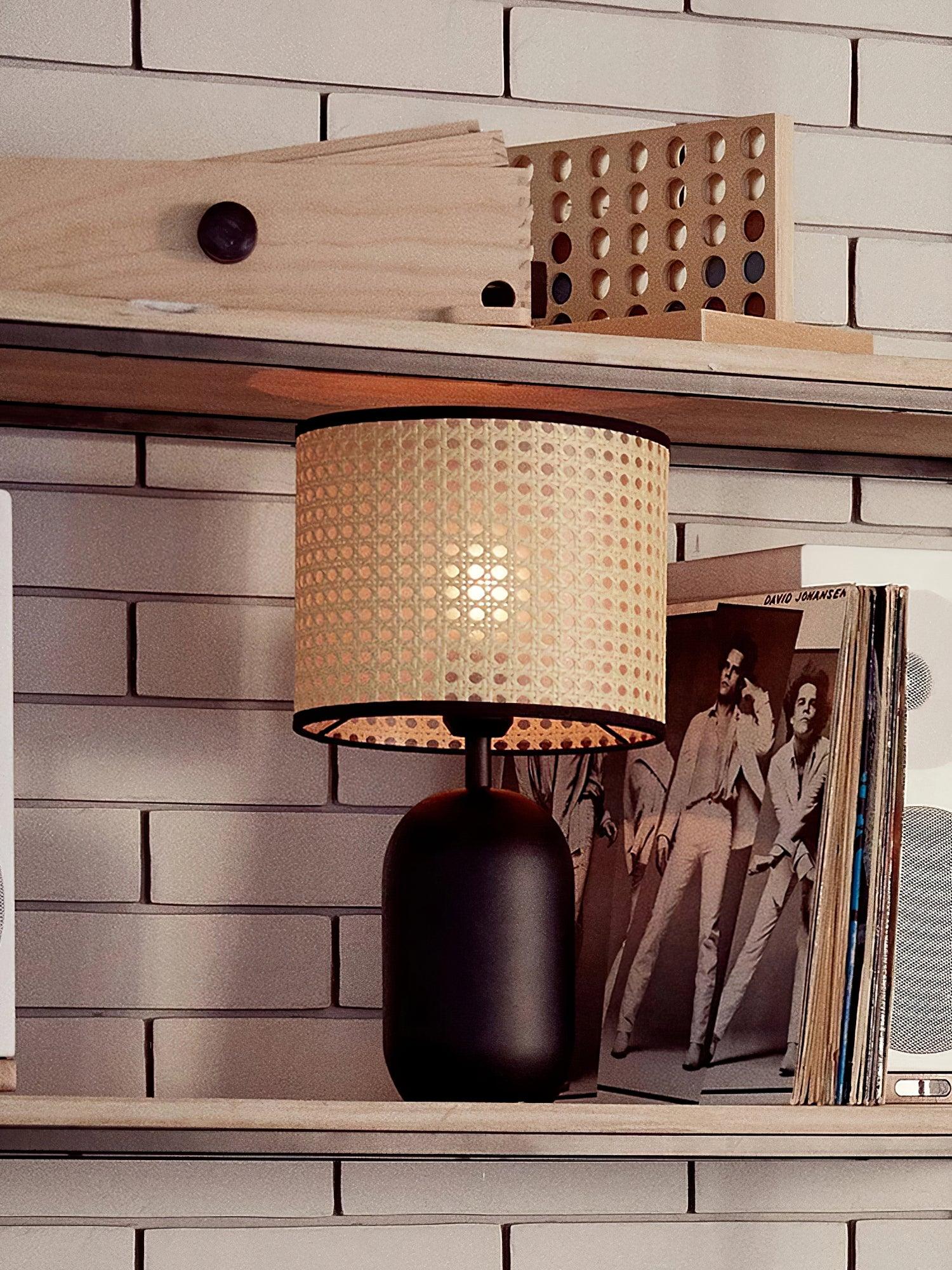 Nico Table Lamp - ∅ 9.8″ x H 16.9″ / Dia 25cm x H 43cm / Black / AU plug