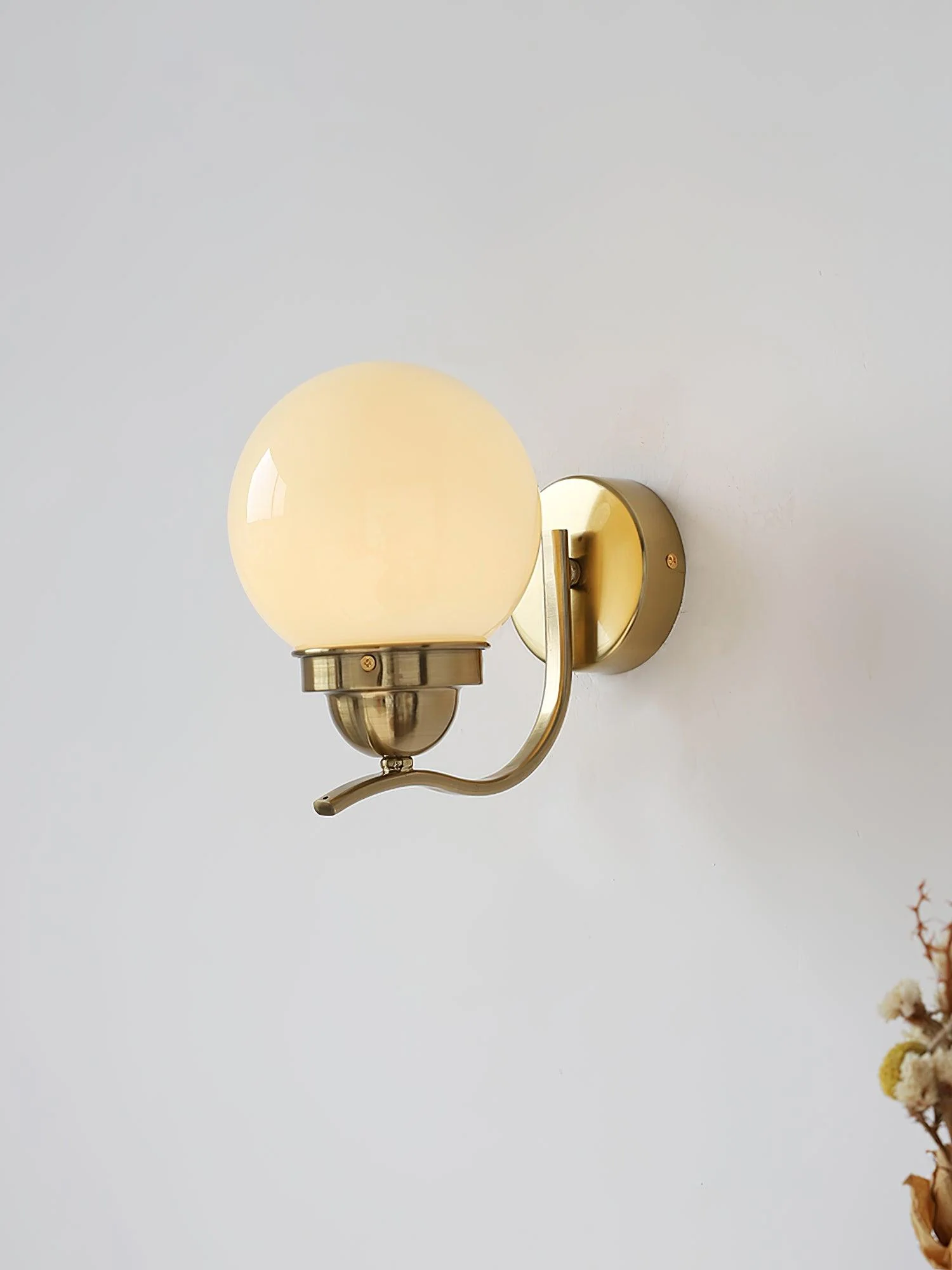 Ryttenberg Wall Lamp - Set of 2 / Chrome+Beige