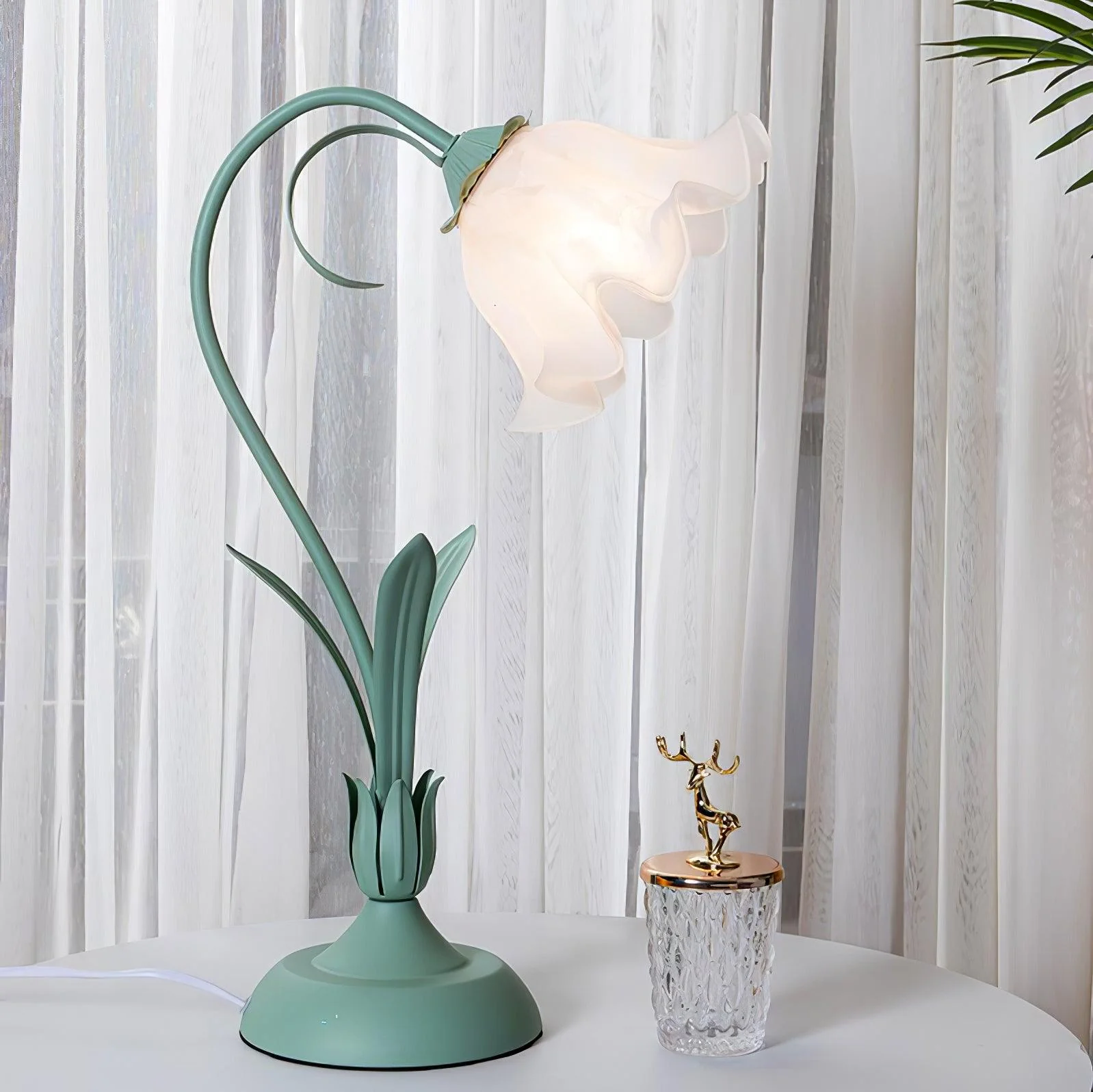 Настольный светильник Lily of the Valley - ∅30см x 50см, белый, белый