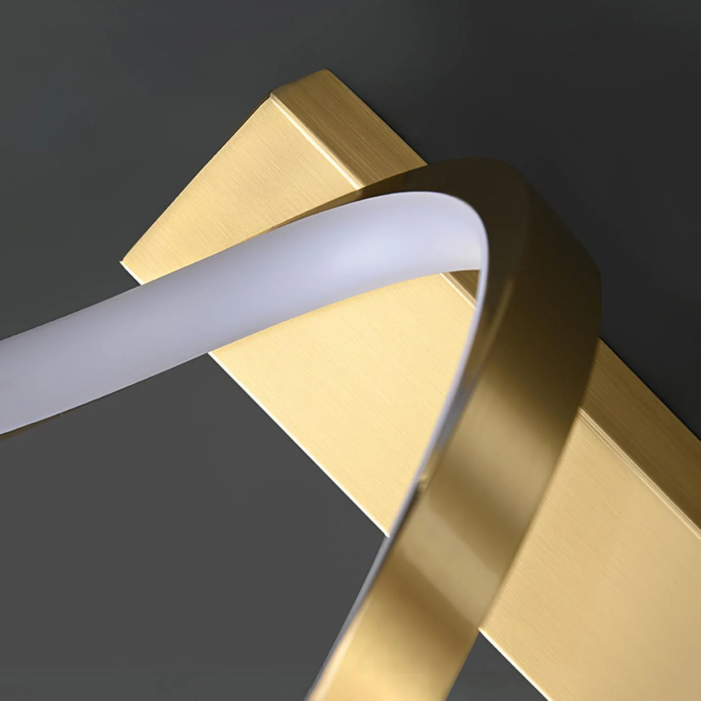 Spiral Wall Light - Set of 2 / Brass / Three-Color Changing Light