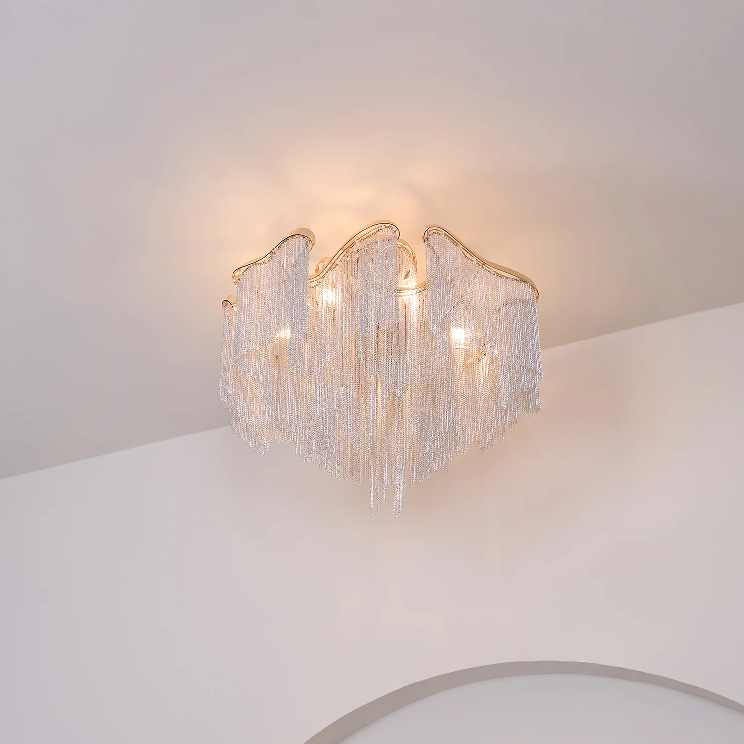Потолочный светильник Modern Tassel - ∅60см х 70см, золотой, серебряная цепь