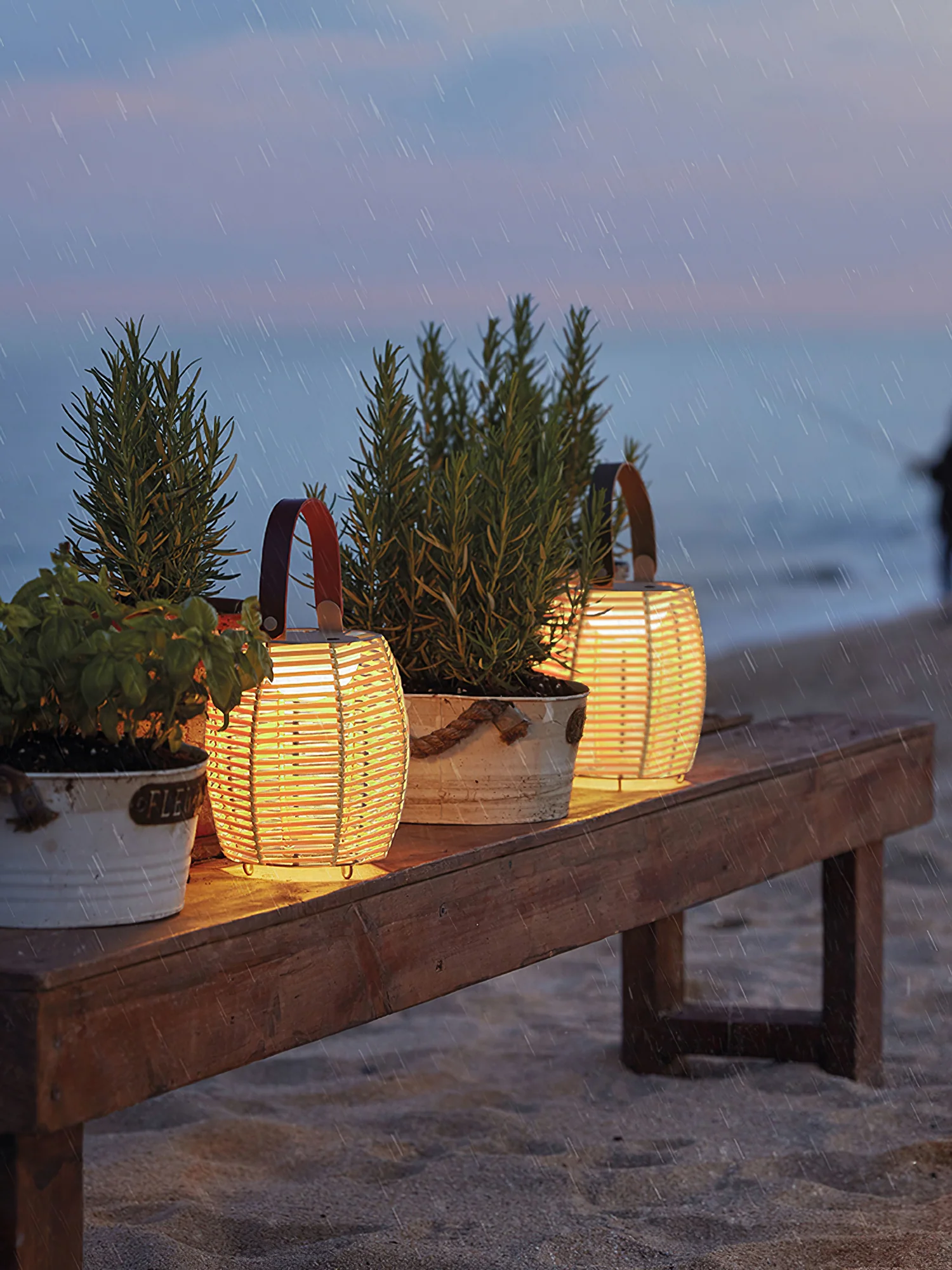 Настольный светильник Lantern Built-in Battery - ∅23см x 44см, желтый, белый, USB