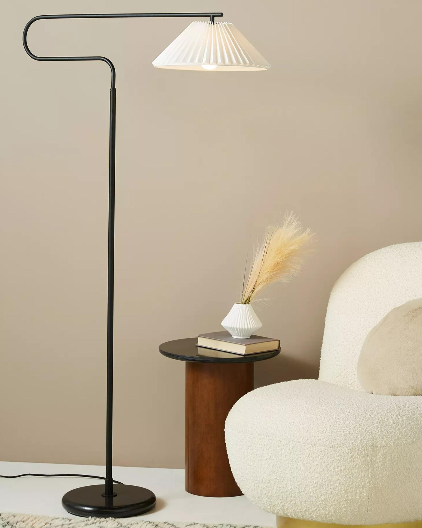 Чёрная напольная лампа LH Mirror Home Харриет BD-3069845